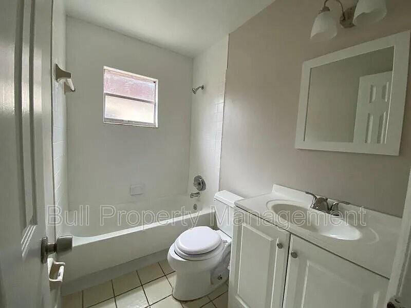 5523 Lehigh Avenue #5523 - Photo 5 of 7