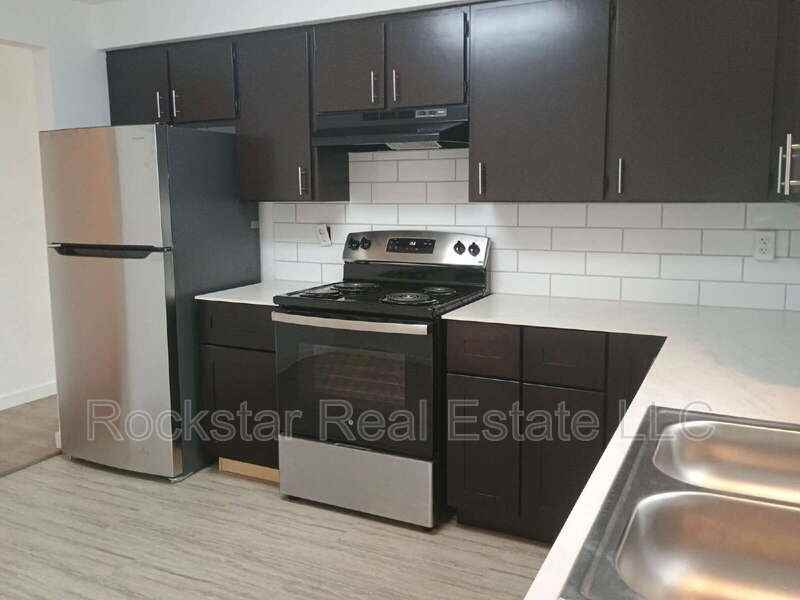 222 E Crown Ave - Photo 4 of 32