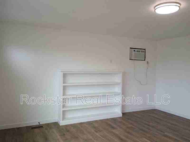 222 E Crown Ave - Photo 7 of 32