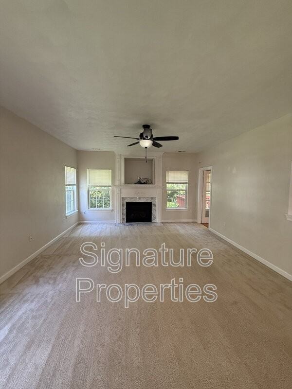 708 Tallahassee Dr - Photo 3 of 20
