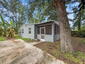 620 Comet St - Photo 1 of 1