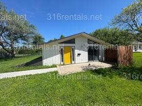 1500 E 10th St - Photo 1 of 1