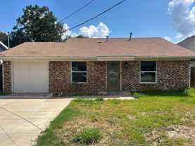 2118 Aggie Dr - Photo 1 of 1