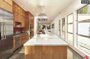 featured image of 4430 Lindblade Dr