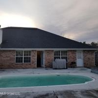 featured image of 14975 Greenwell Cir