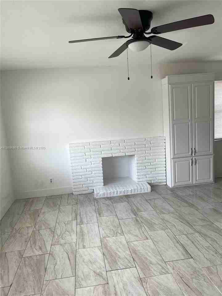 2124 Beech Rd - Photo 2 of 7