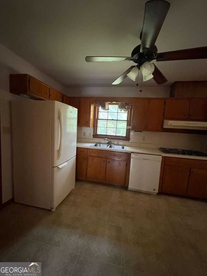 1426 Jon Juca Ct - Photo 4 of 12