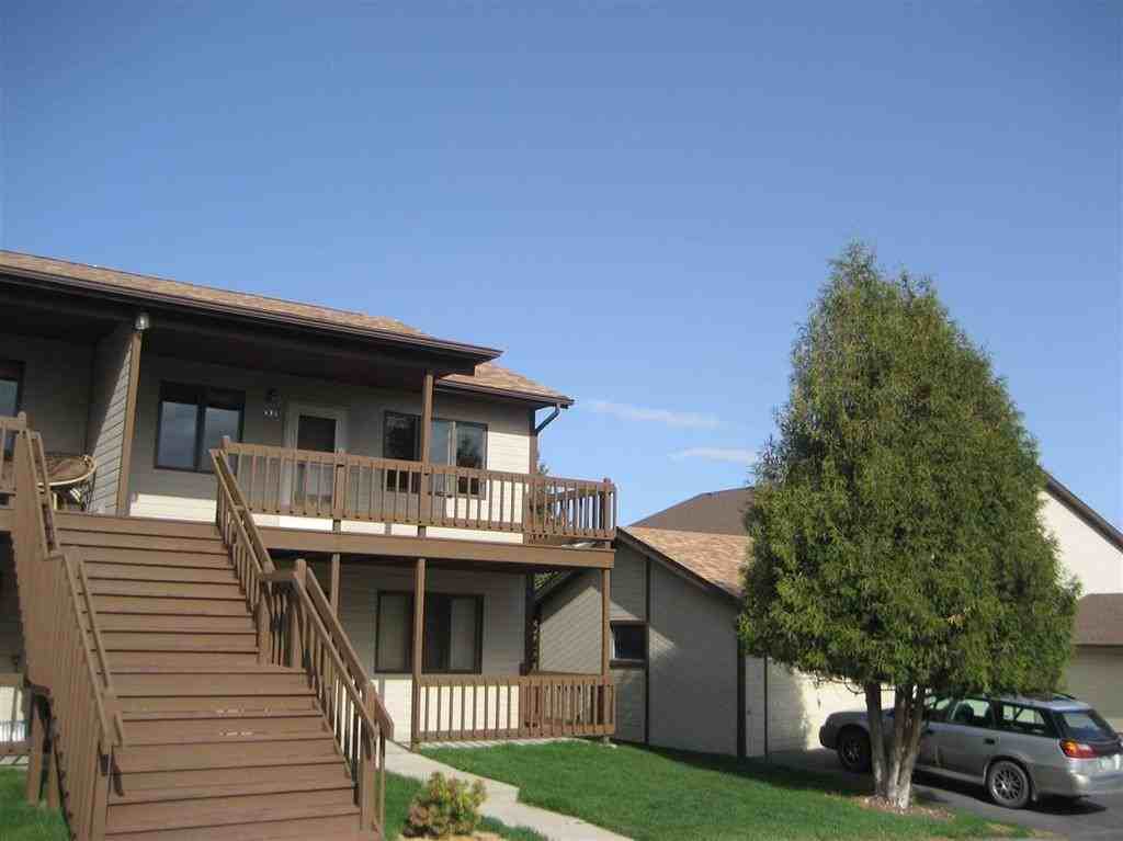 504 Coventry Ct - Photo 2 of 22