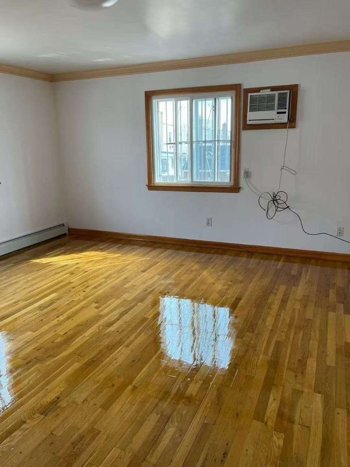 32nd Avenue #2f - Photo 4 of 9