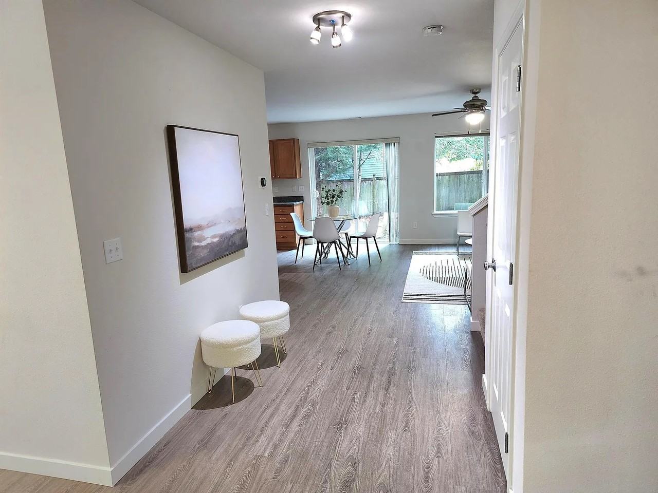 25013 Se 18th St - Photo 4 of 8