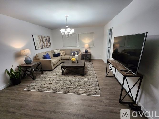 25013 Se 18th St - Photo 6 of 8