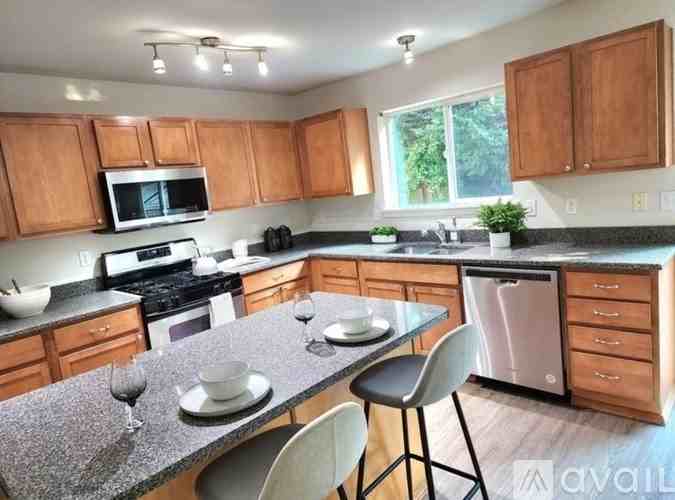 25013 Se 18th St - Photo 7 of 8