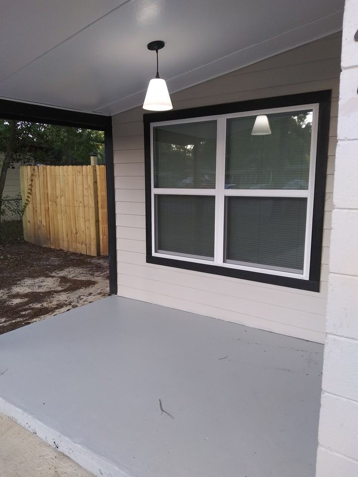 2847 Ne 13th Dr #NA - Photo 3 of 25