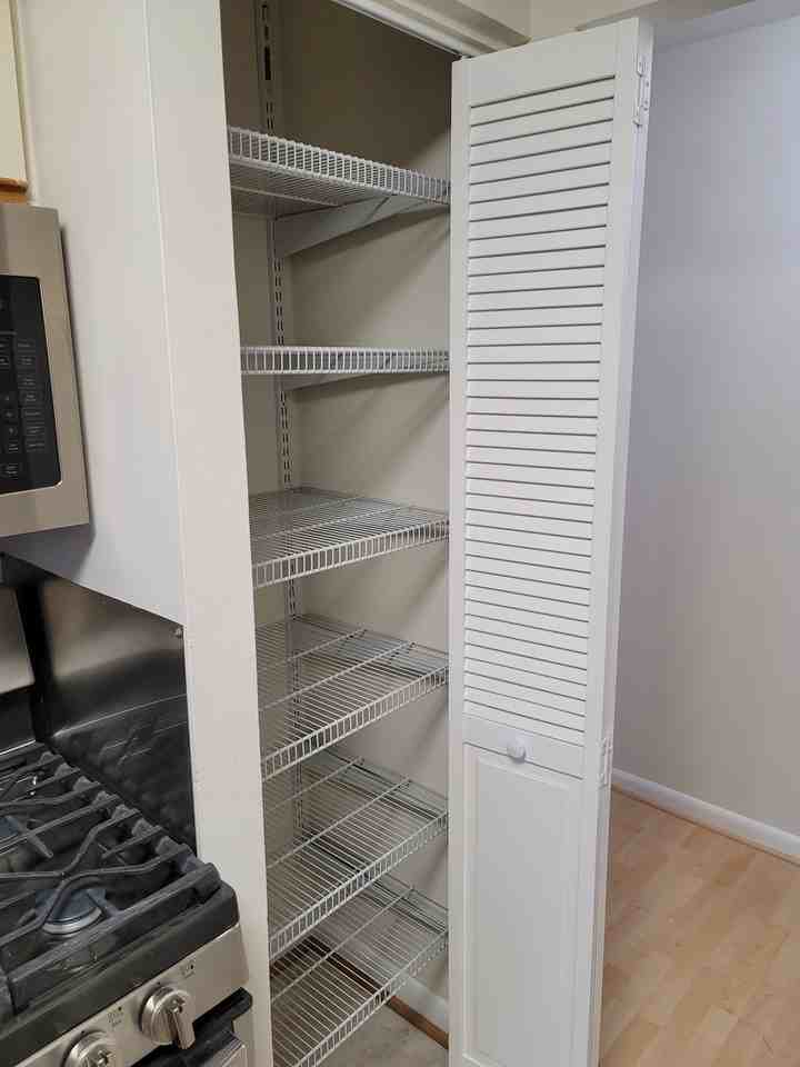 2856 Dover Ln #201 - Photo 4 of 20