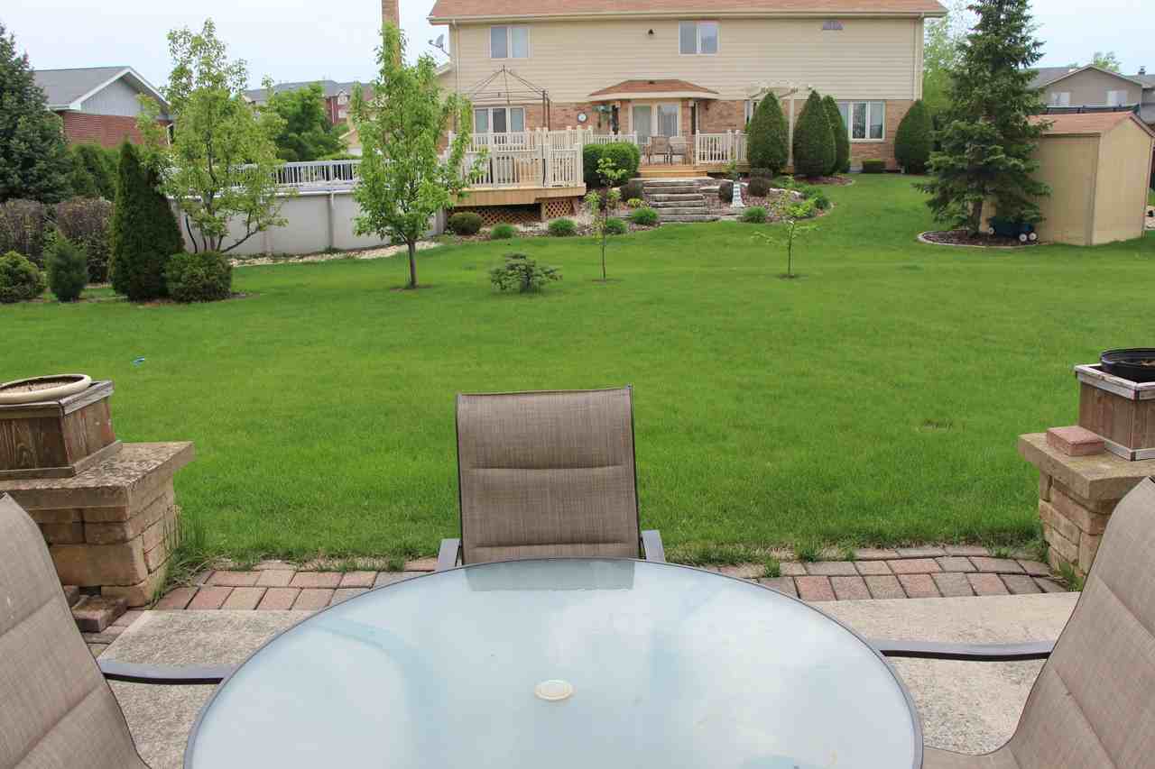 7810 Brookside Glen Dr #NA - Photo 3 of 26