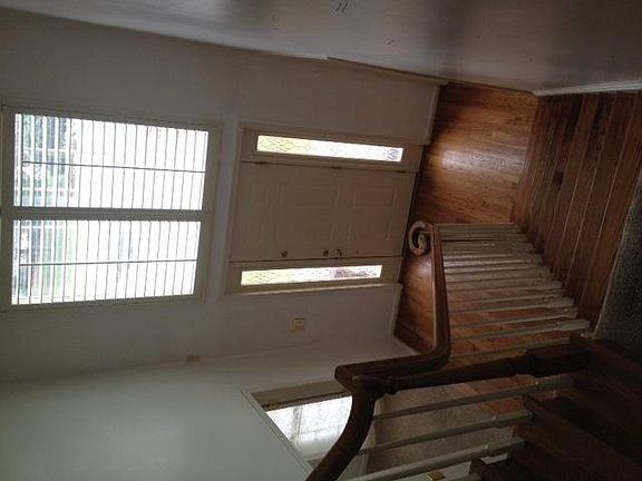 4908 Queensbury Cir #NA - Photo 2 of 12