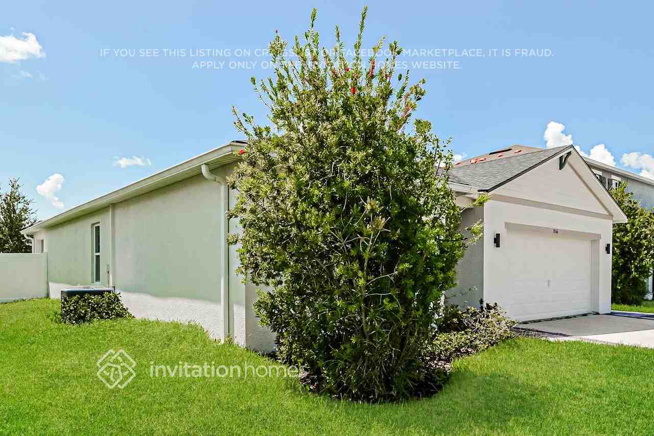 1866 Cassidy Knoll Drive - Photo 3 of 17