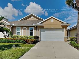7545 W Lenox Cir - Photo 1 of 1