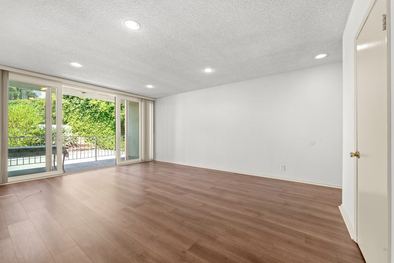 Levering Heights - Photo 6 of 44
