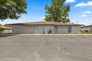 5425 SE 30th Pl - Photo 1 of 1