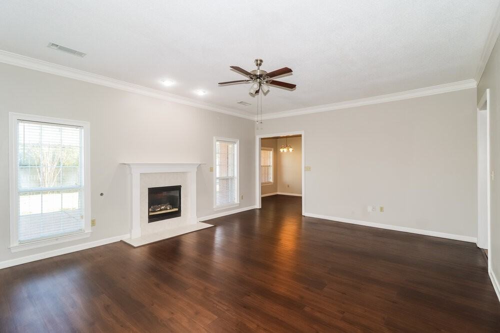 13061 Sandbourne Dr - Photo 5 of 16