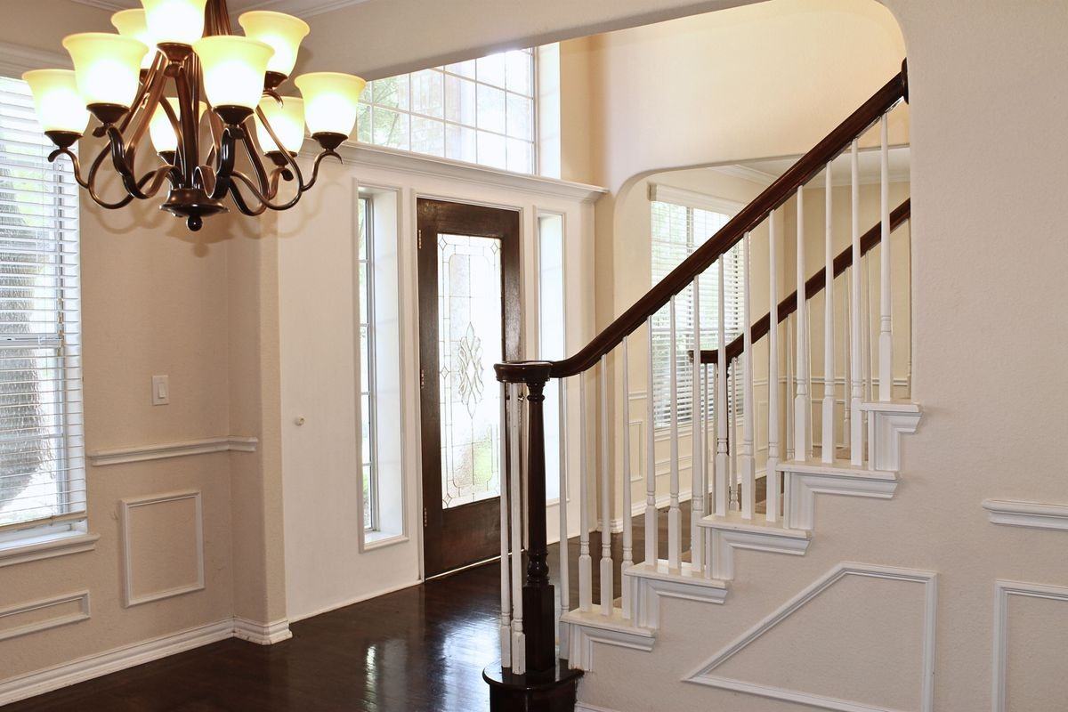 2719 Hidden Lake Dr - Photo 7 of 30