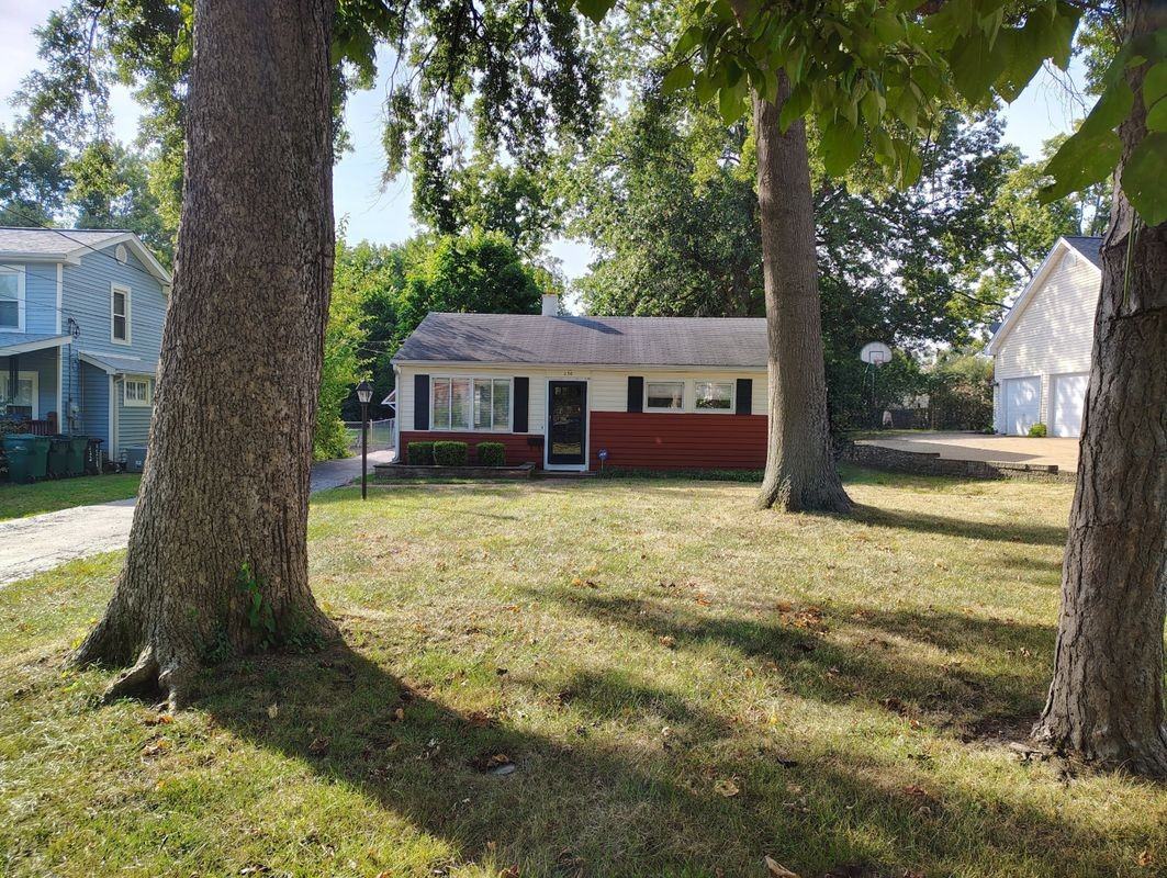 230 Reavis Pl - Photo 2 of 31