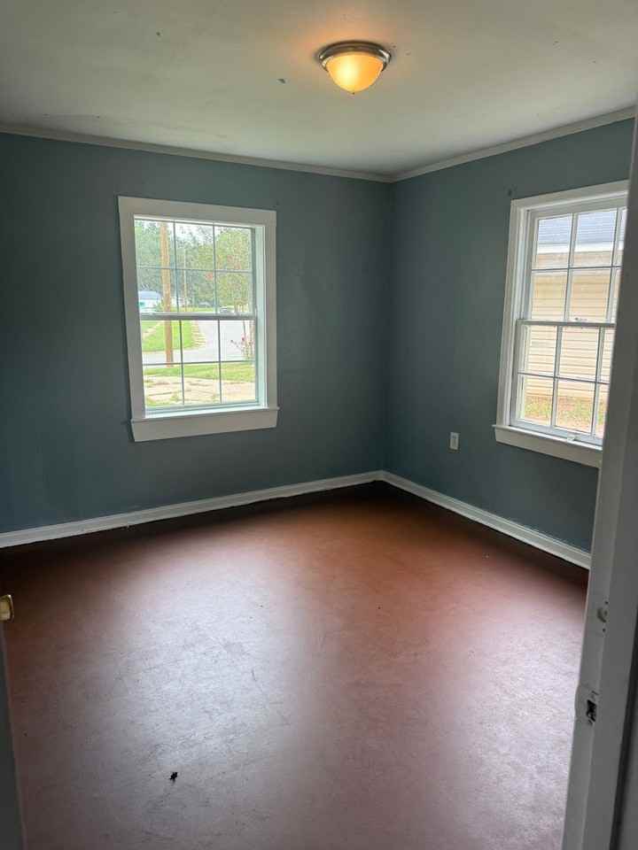 4011 Myrtle Street - Photo 5 of 10