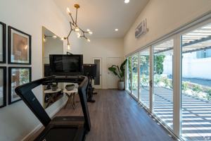 featured image of 3528 W Adams Blvd