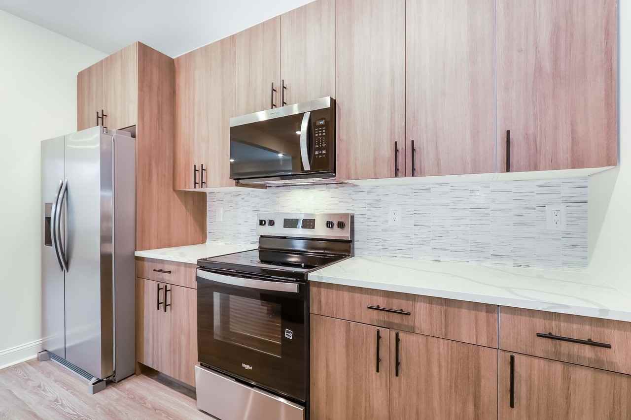 2009 N 22nd St #4 - Photo 7 of 17