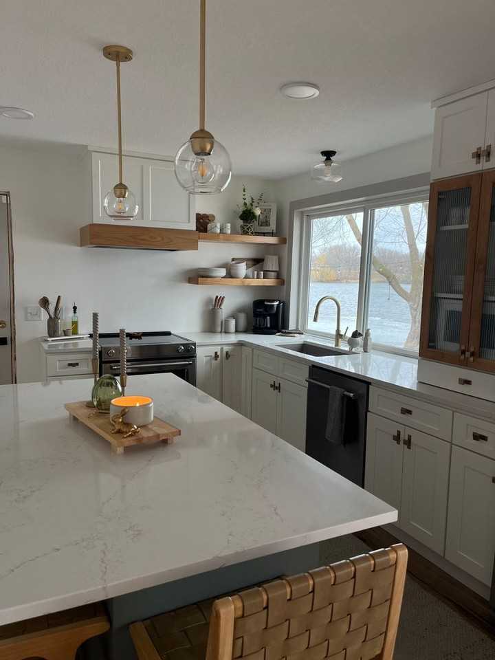 6714 80th St Nw - Photo 3 of 16