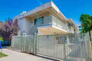 South L.A. Charm — Secure Apartments Near USC & Exposition Park - Photo 1 of 1