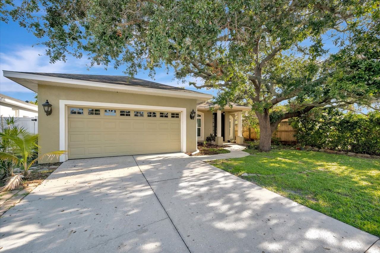 5318 Colony Meadows Ln - Photo 2 of 50