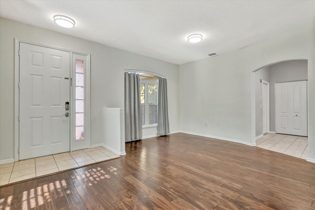 5318 Colony Meadows Ln - Photo 4 of 50