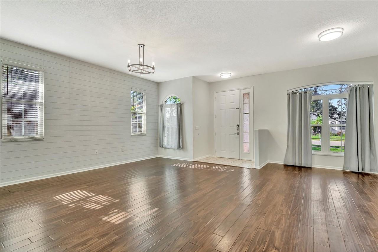 5318 Colony Meadows Ln - Photo 5 of 50