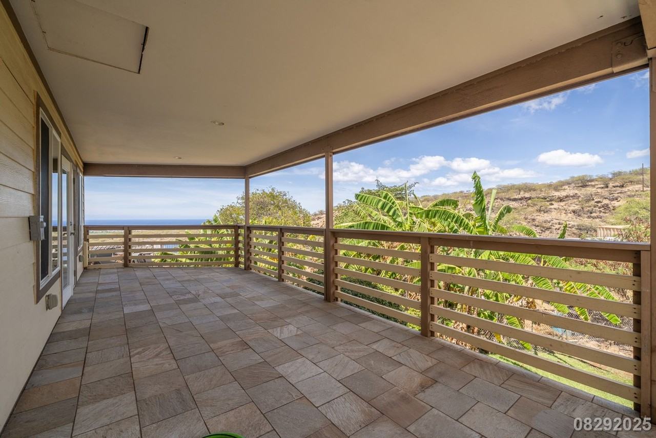 92-882 Wainohia St - Photo 3 of 40