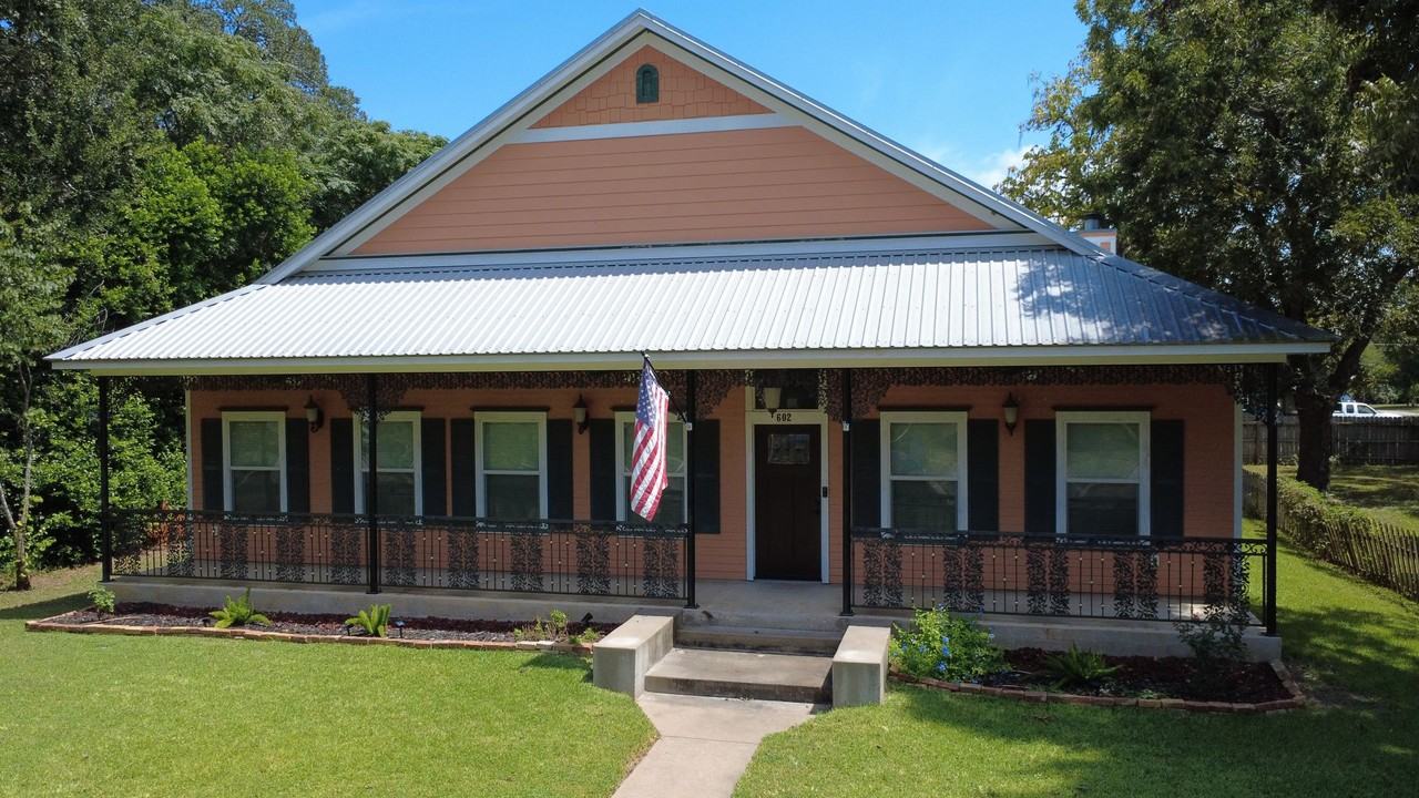 602 Garwood St - Photo 5 of 48