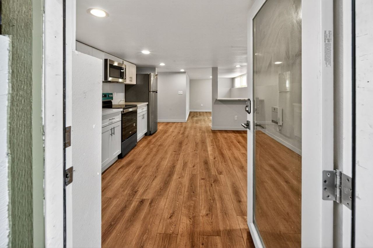 7302B 14th Ave Nw - Photo 4 of 15