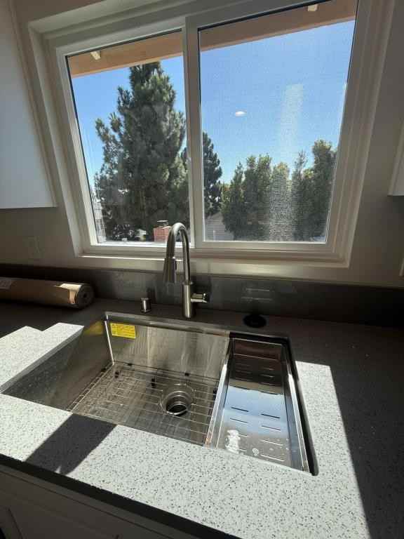 212 W Escalones #B - Photo 2 of 9