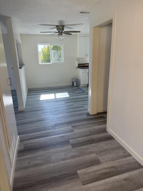 212 W Escalones #B - Photo 5 of 9