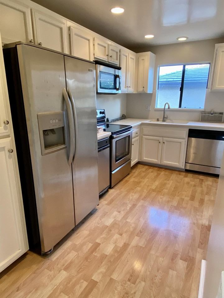 1136 Nimbus Ln #1136 - Photo 2 of 19