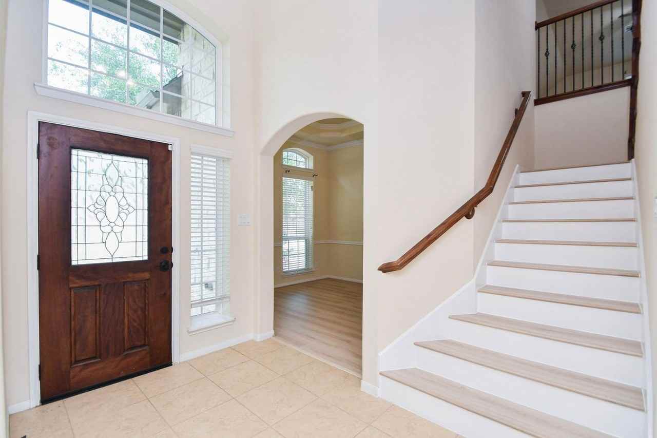 11819 De Palma Ln - Photo 3 of 33