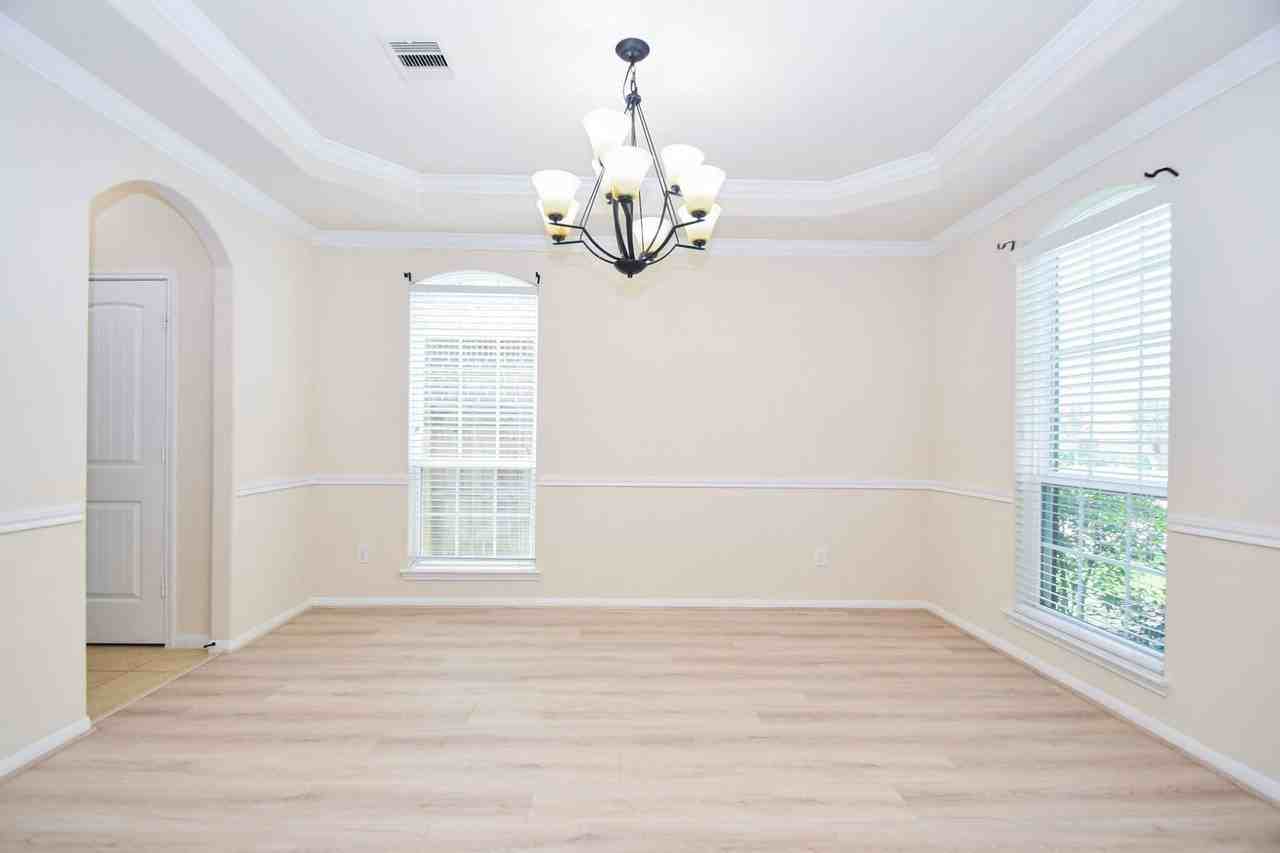 11819 De Palma Ln - Photo 7 of 33