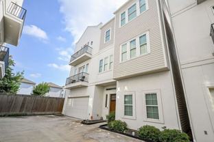 955 W 24th St #C - Photo 1 of 1