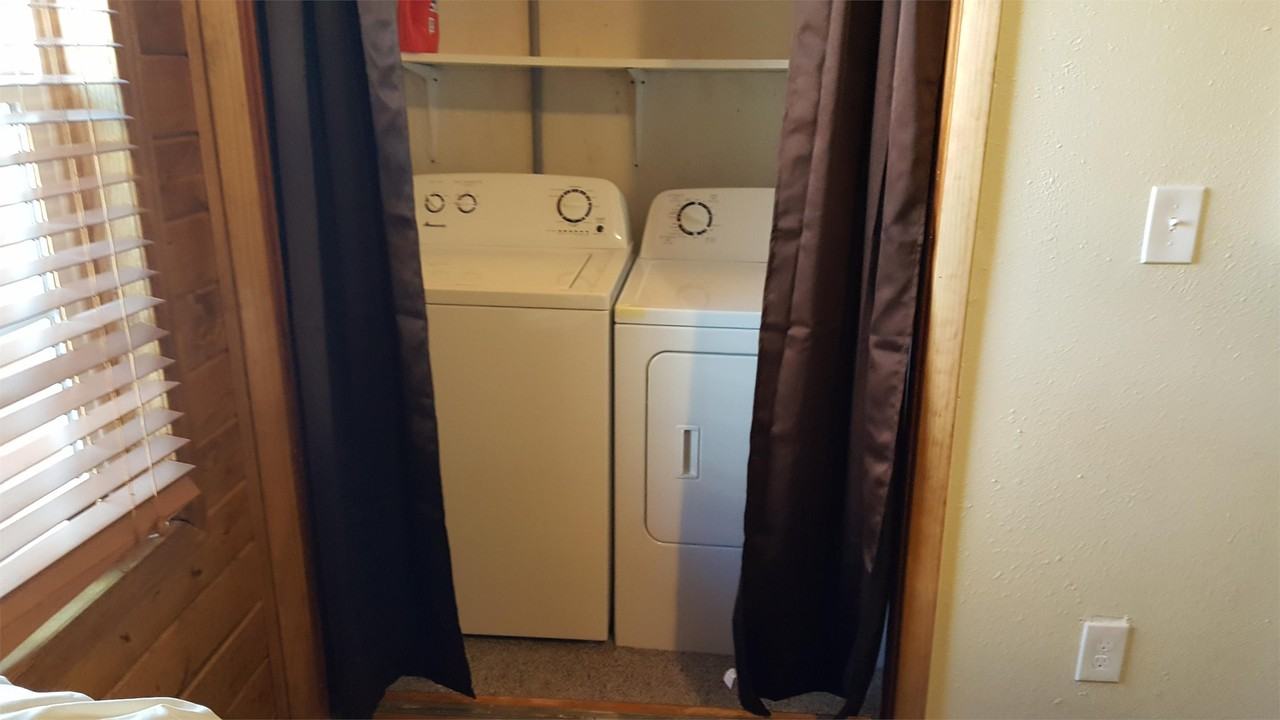 133 S Fremont Ave #1 - Photo 3 of 33