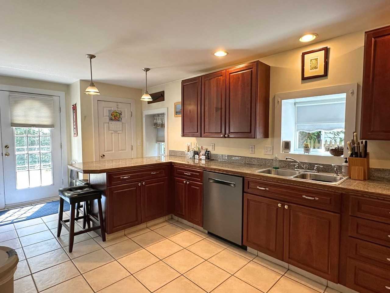 1b Pigeon Hill Court - Photo 4 of 28