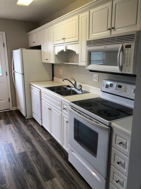 323 Greendale Pl #1 - Photo 7 of 12