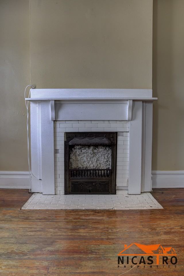 1640 Indianola Ave - Photo 7 of 50