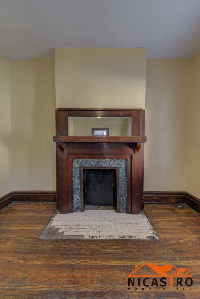 1640 Indianola Ave - Photo 6 of 50