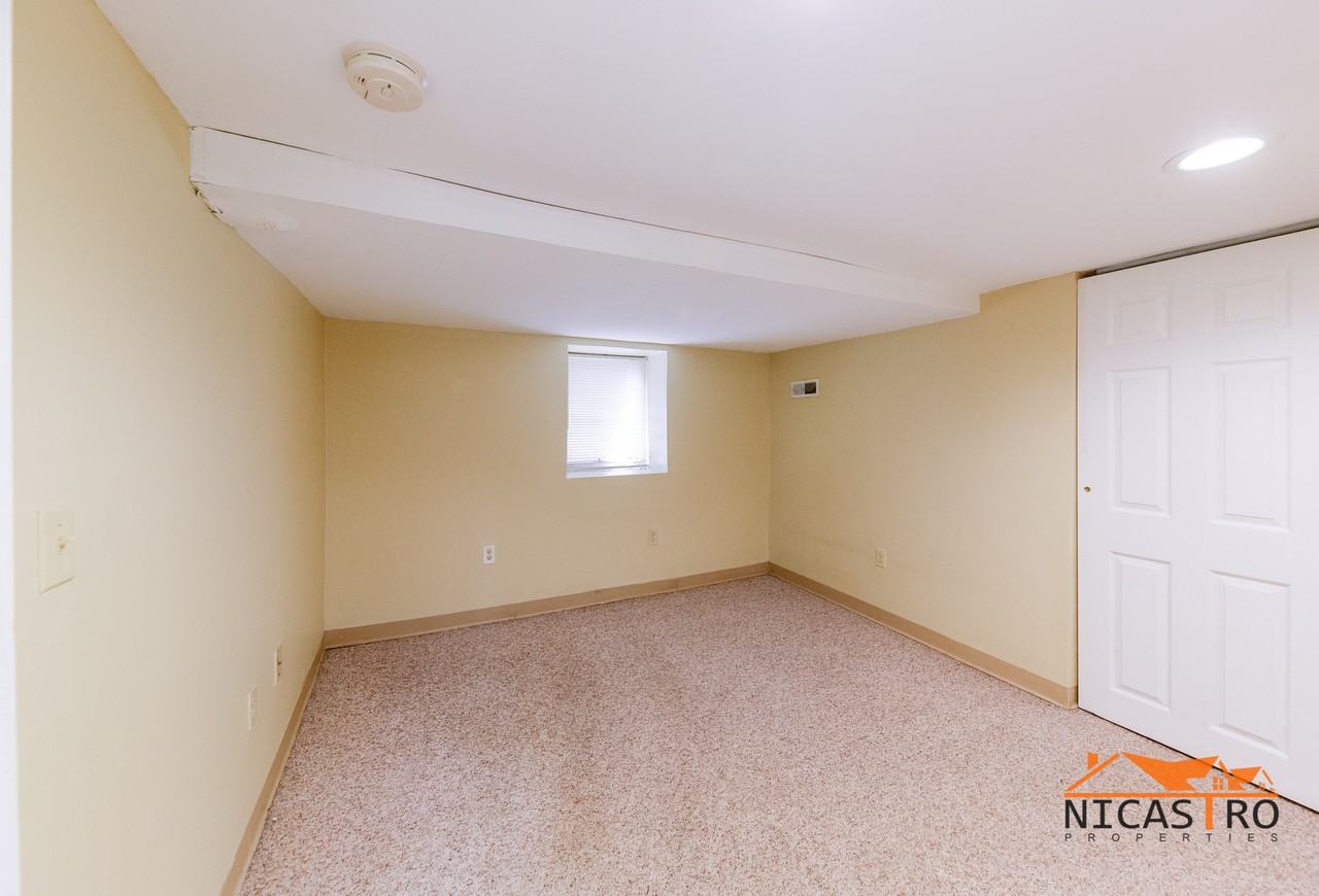 2064 Indianola Ave - Photo 3 of 46